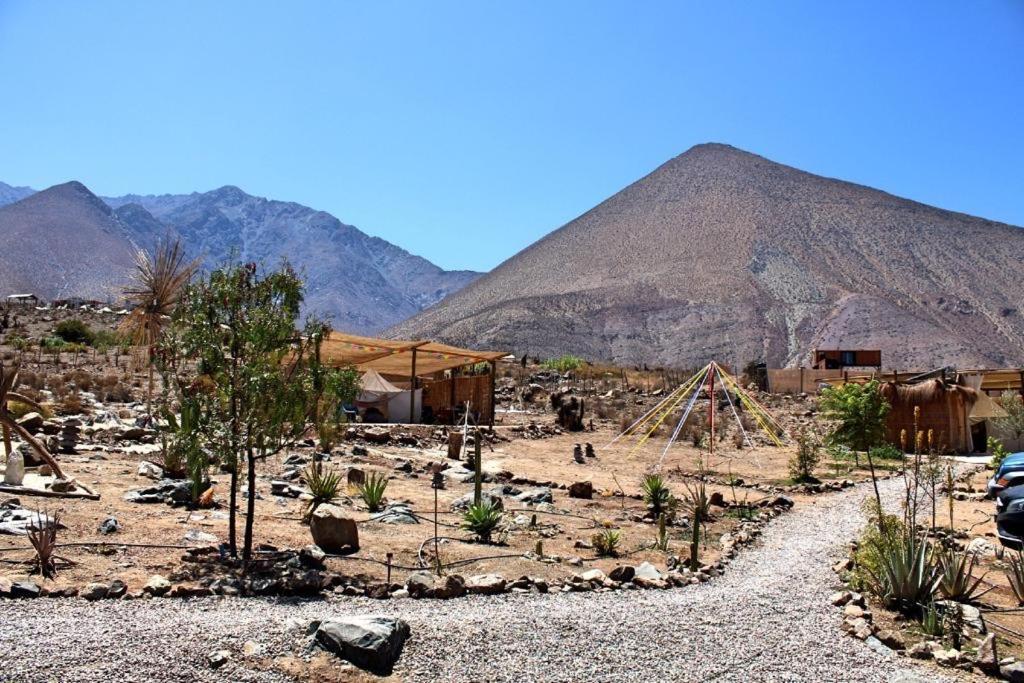 Campo De Cielo Mamalluca Valle De Elqui Vicuña Exteriér fotografie